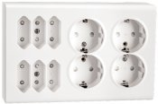 Uttag utanpåliggande Vit 4-vägs jordad + 6-vägs Euro