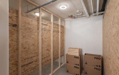 Etne belysning förråd med ledbelysning