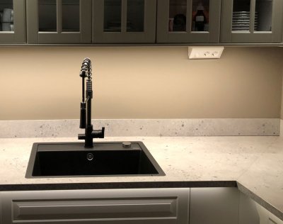 hörnbox drivdon transformator vit kök belysning ledlist