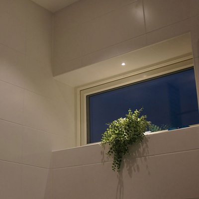 Q-20MW miniled i badrum fönster designlight